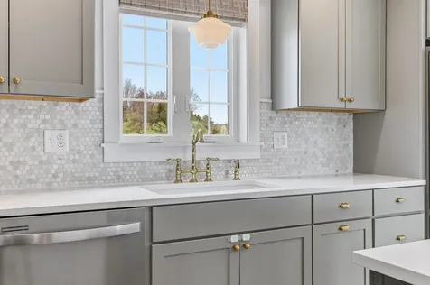 19 Lovering Road North Hampton NH 03862