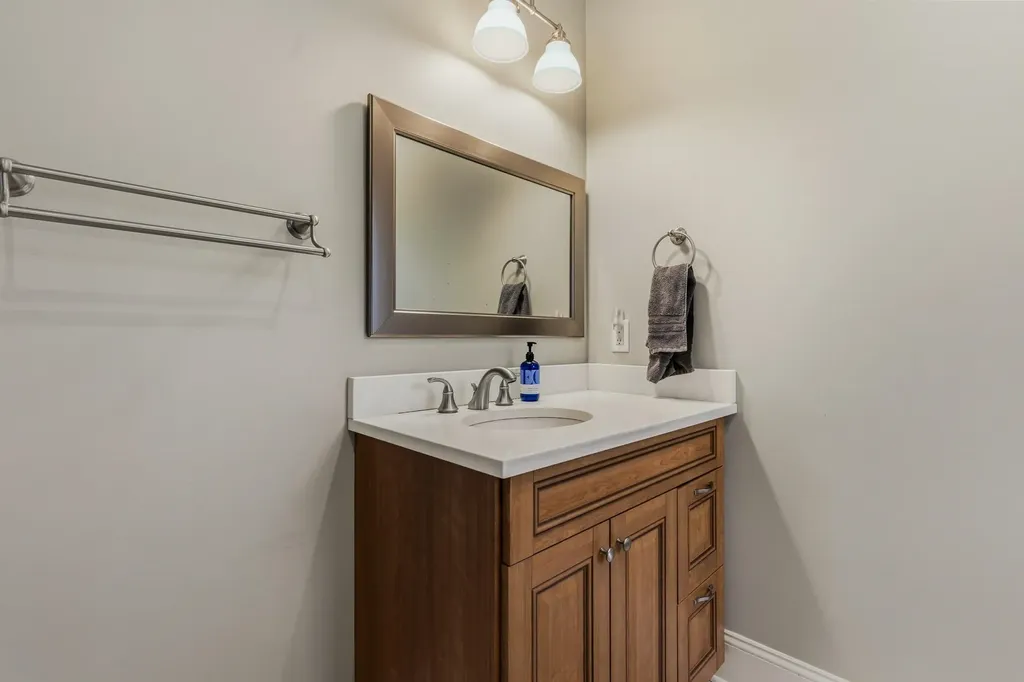 36 Bassett Lane Newfields NH 03856