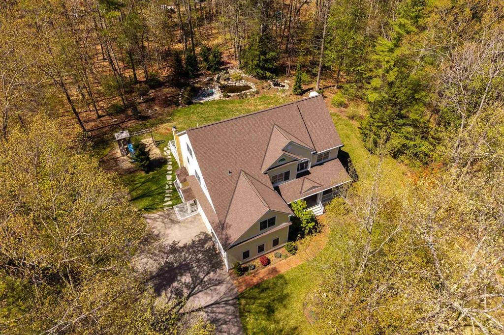 36 Bassett Lane Newfields NH 03856