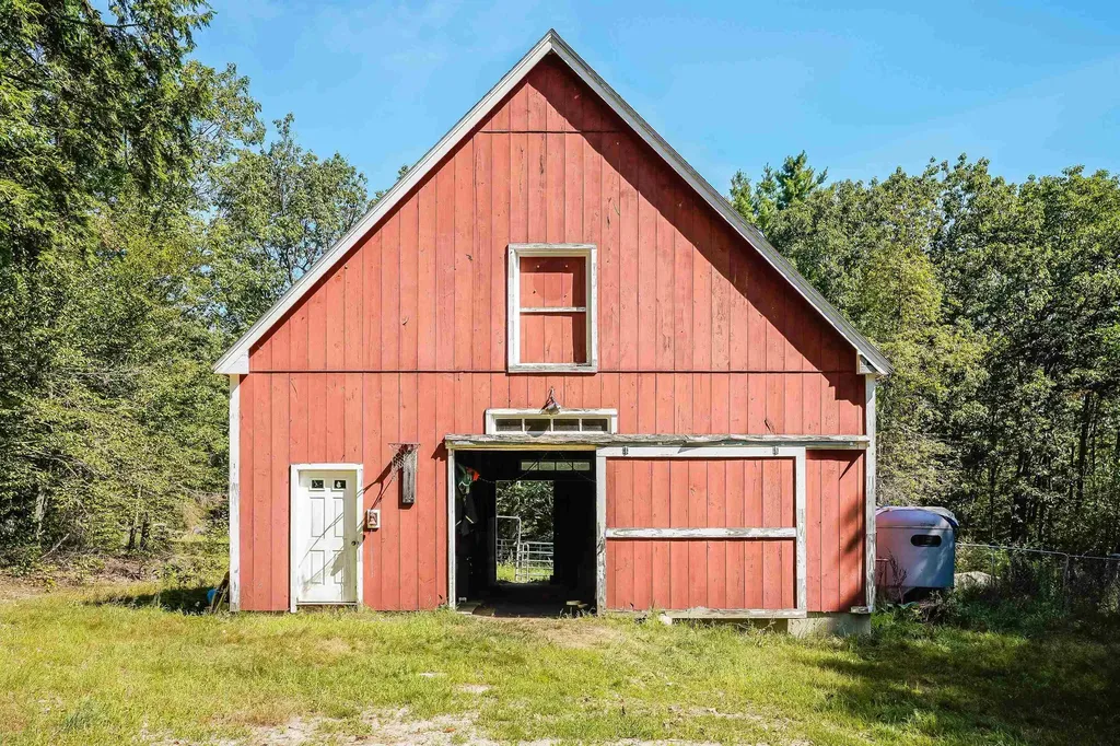 351 New Boston Road Francestown NH 03043