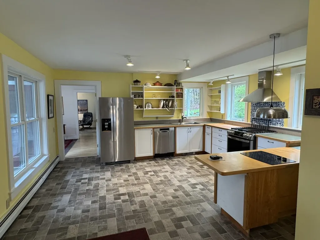 3503 Vermont Route 215 N Cabot VT 05647