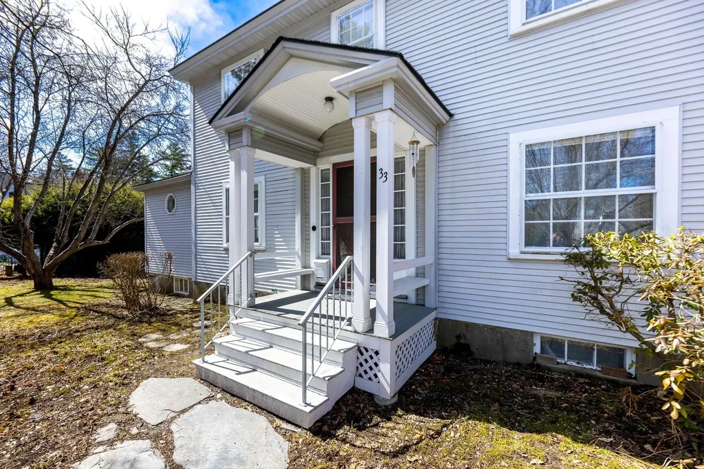 33 School Street Hanover NH 03755