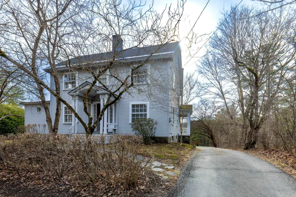 33 School Street Hanover NH 03755