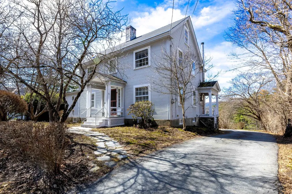 33 School Street Hanover NH 03755