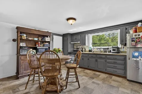 5 Pine Valley Street Wilton NH 03086