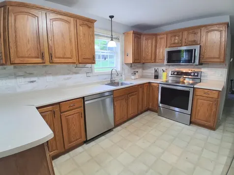 120 South Road Deerfield NH 03037