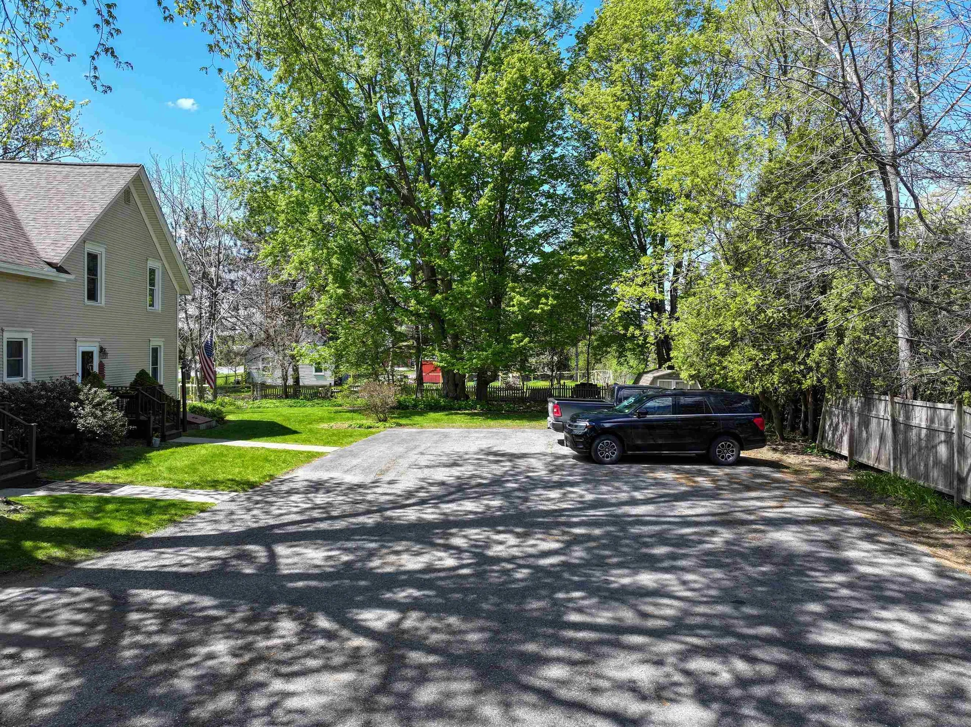 2337 Vt Route 7 Middlebury VT 05753