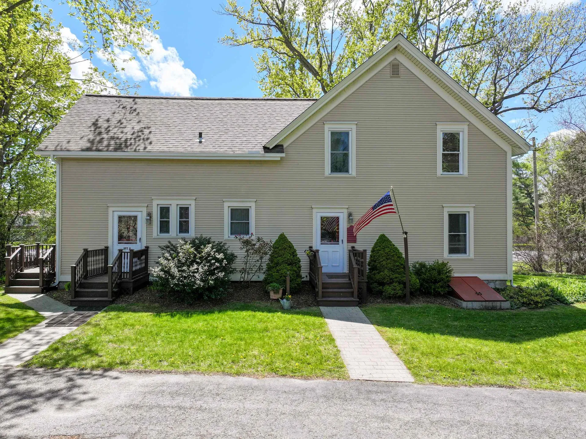2337 Vt Route 7 Middlebury VT 05753