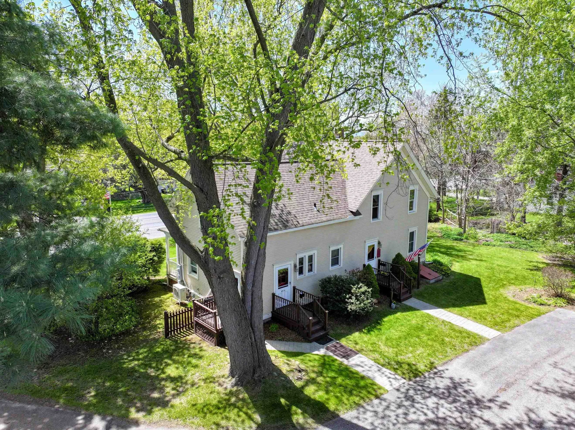 2337 Vt Route 7 Middlebury VT 05753
