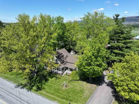 2337 Vt Route 7 Middlebury VT 05753