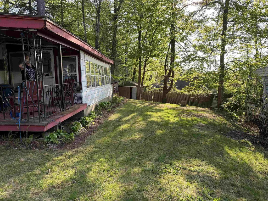21 Hollow Lane Gilford NH 03249