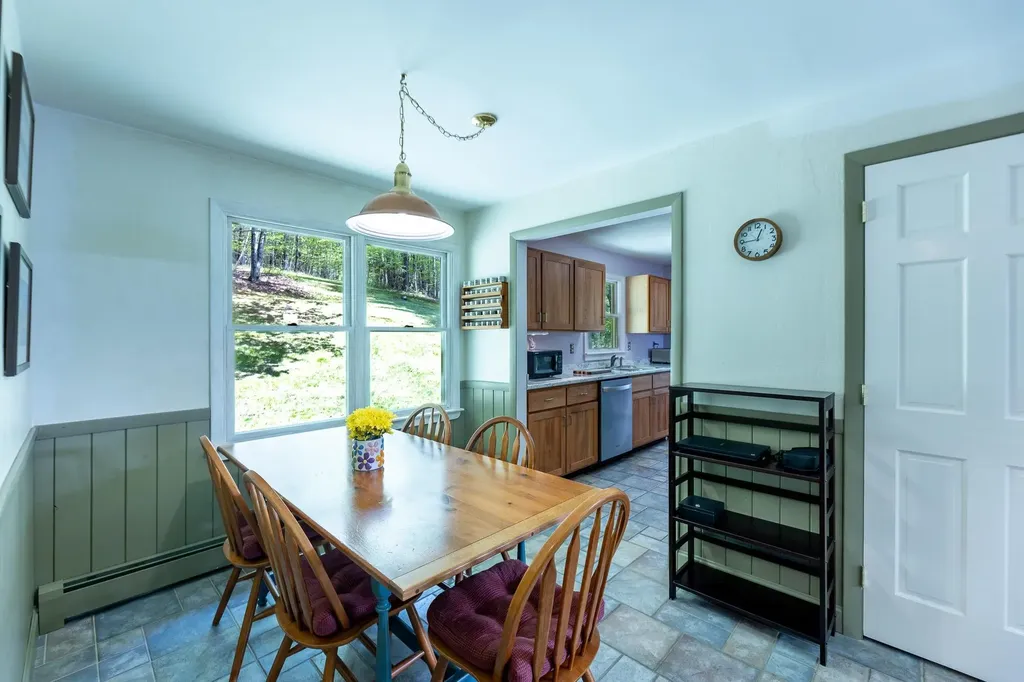 852 Quail John Road Thetford VT 05043