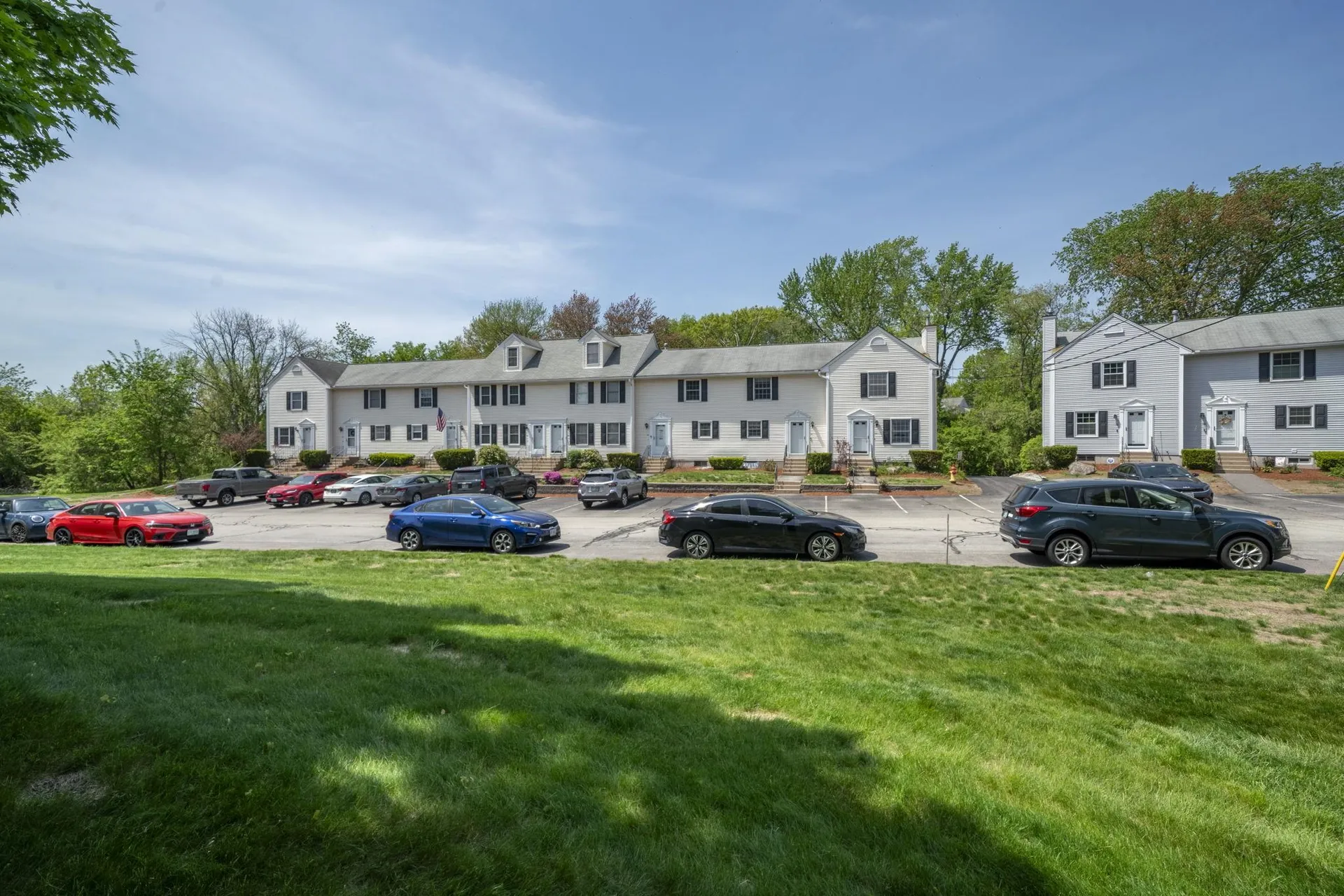 44 Brook Hollow Way Manchester NH 03103