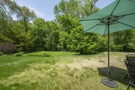 44 Brook Hollow Way Manchester NH 03103