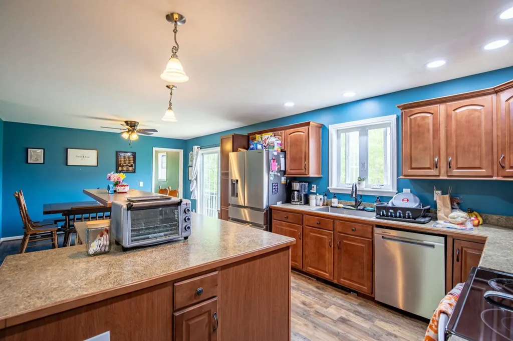 372 Cross Road Rochester NH 03867