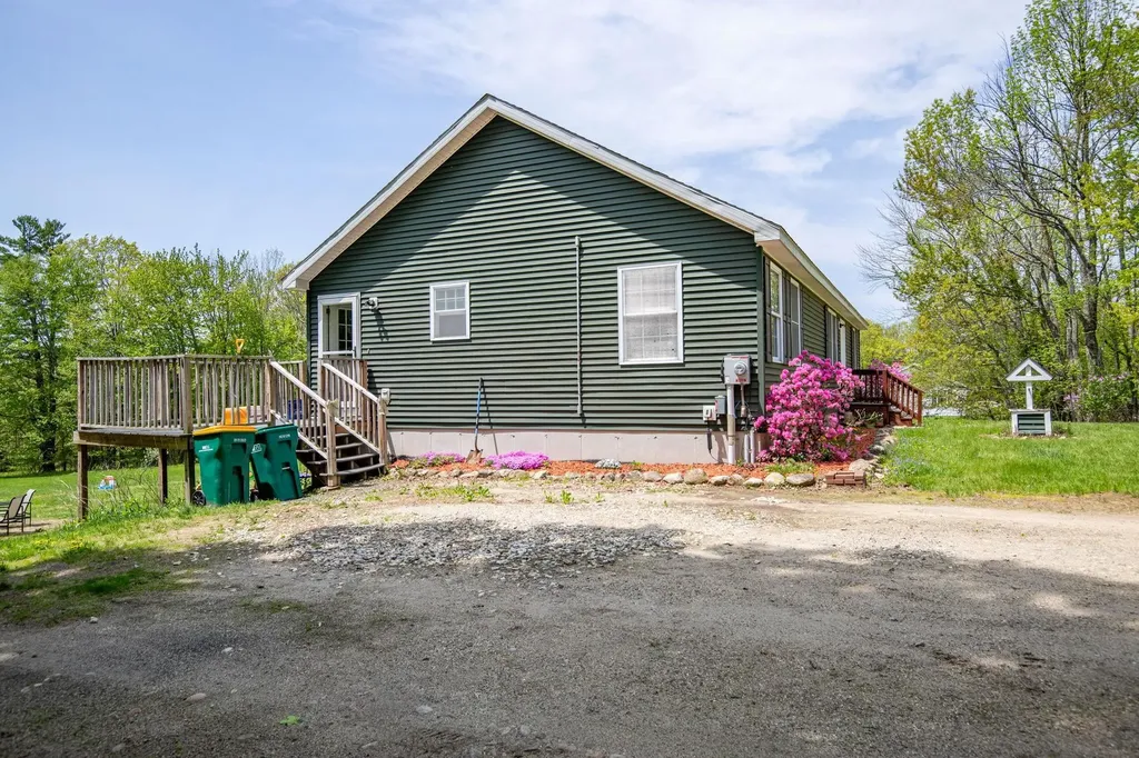 372 Cross Road Rochester NH 03867