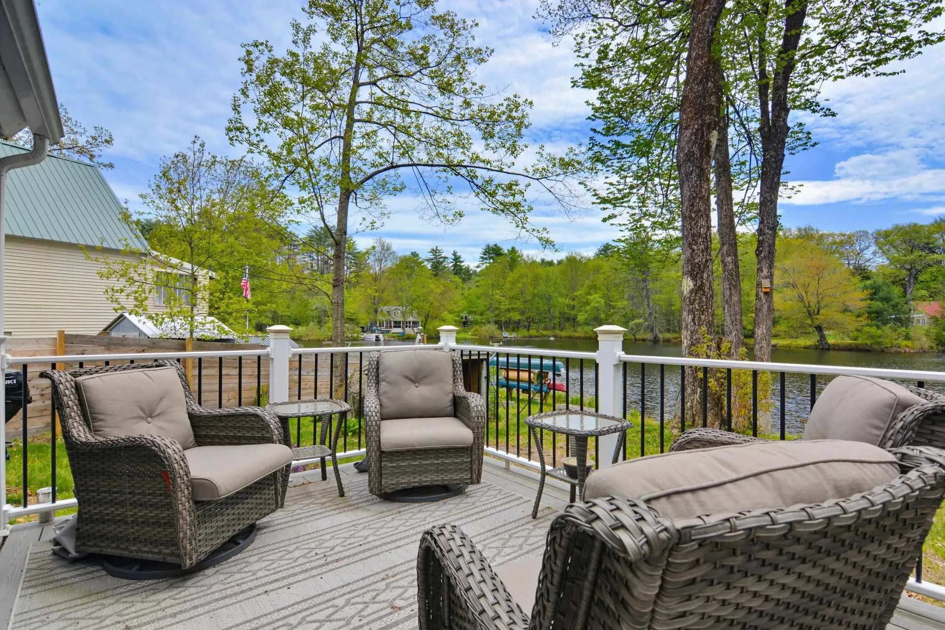 33 Moccasin Trail Hillsborough NH 03244