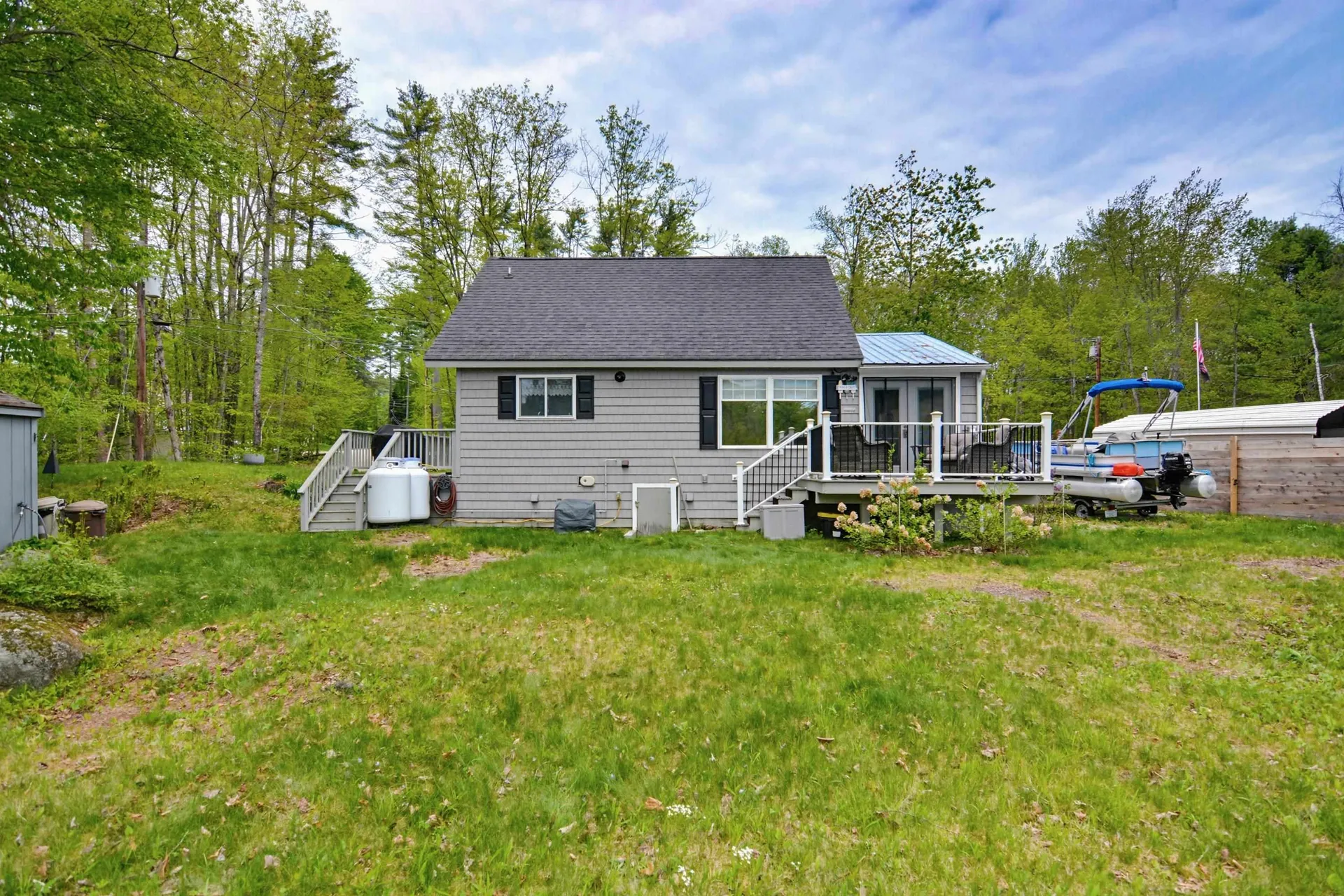 33 Moccasin Trail Hillsborough NH 03244