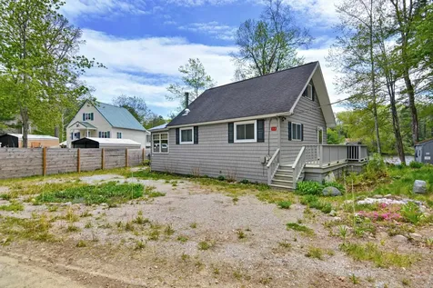 33 Moccasin Trail Hillsborough NH 03244