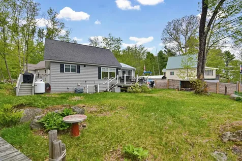 33 Moccasin Trail Hillsborough NH 03244