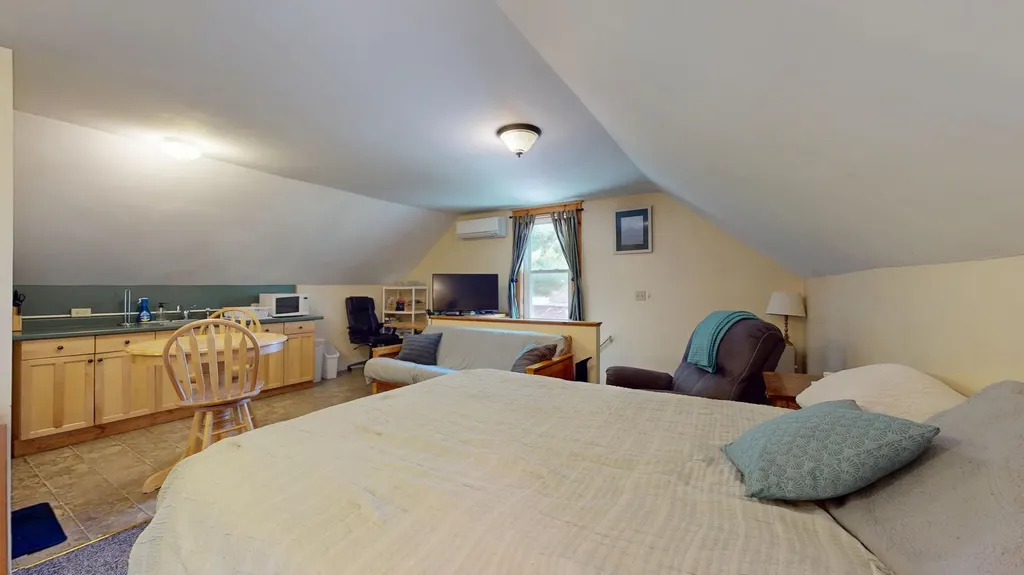 2337 Vt Route 7 Middlebury VT 05753
