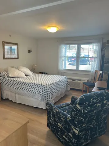 18 Ocean Boulevard Hampton NH 03842