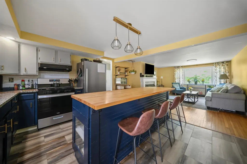 130 Tolend Road Barrington NH 03825