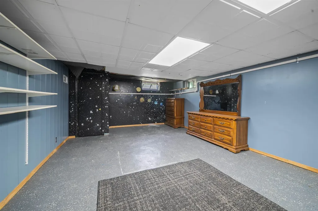 130 Tolend Road Barrington NH 03825