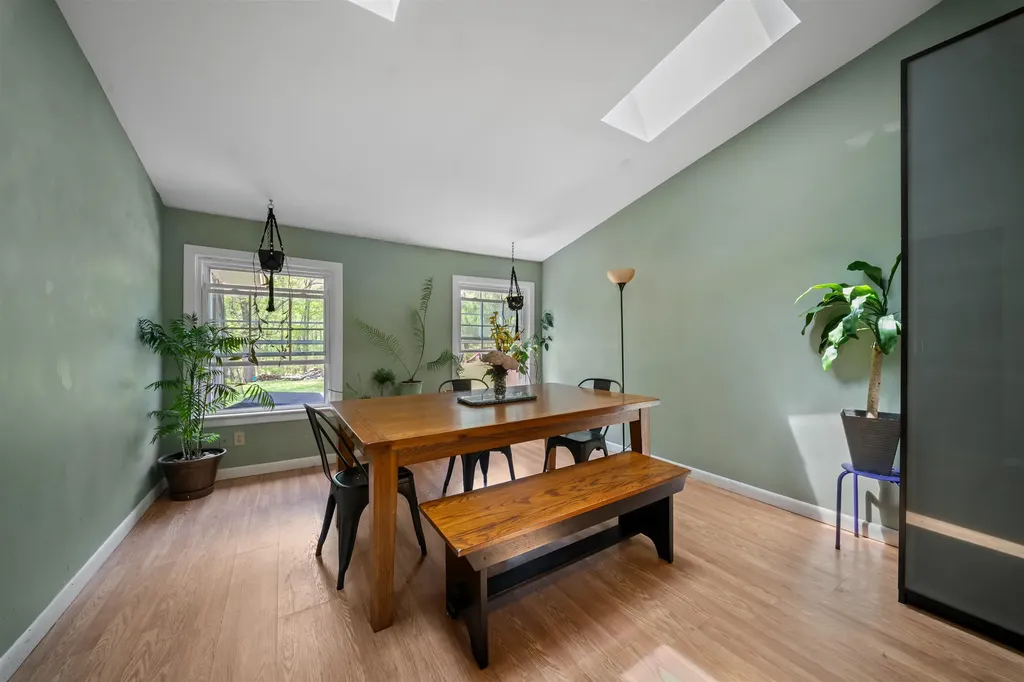 130 Tolend Road Barrington NH 03825