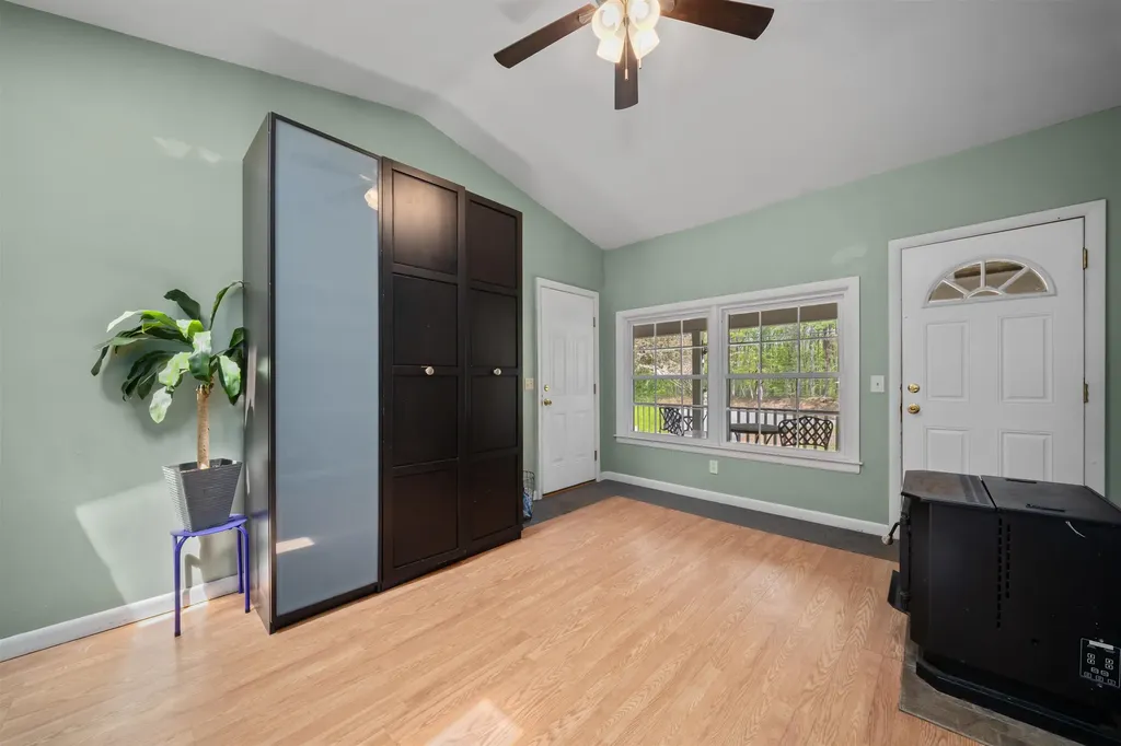 130 Tolend Road Barrington NH 03825