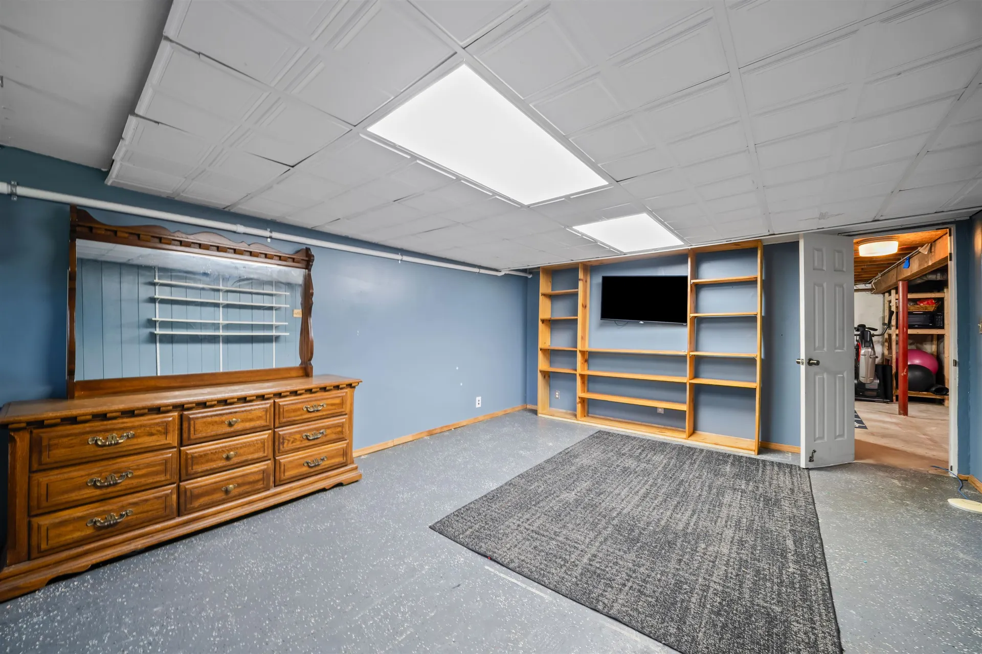 130 Tolend Road Barrington NH 03825