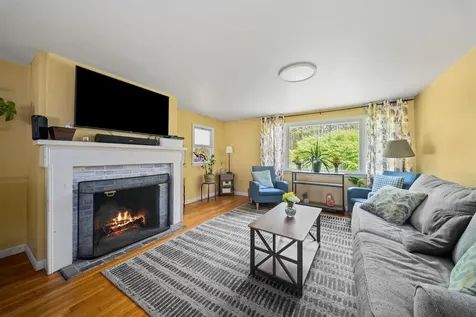 130 Tolend Road Barrington NH 03825