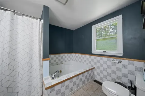 130 Tolend Road Barrington NH 03825