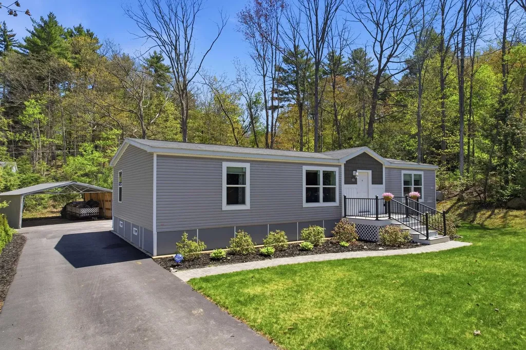 30 Emile Drive Allenstown NH 03275