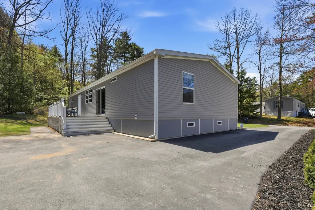 30 Emile Drive Allenstown NH 03275