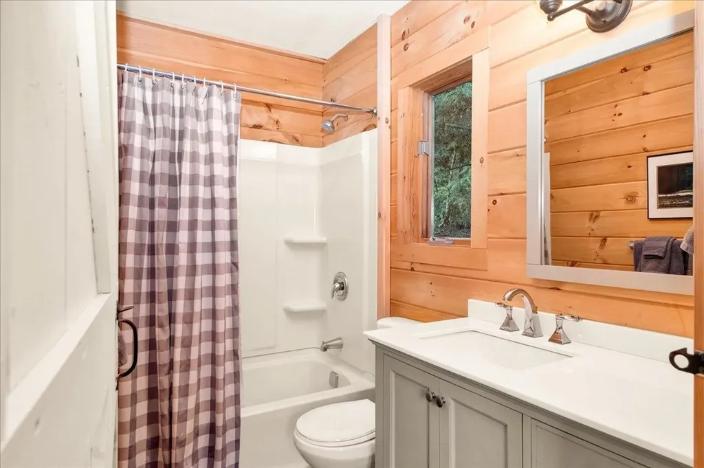 204 Pike Hill Road Warren VT 05674