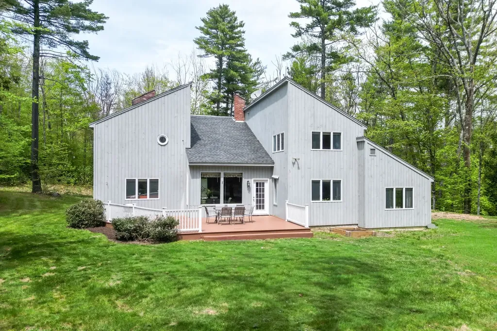 145 Birch Hill Road Conway NH 03860