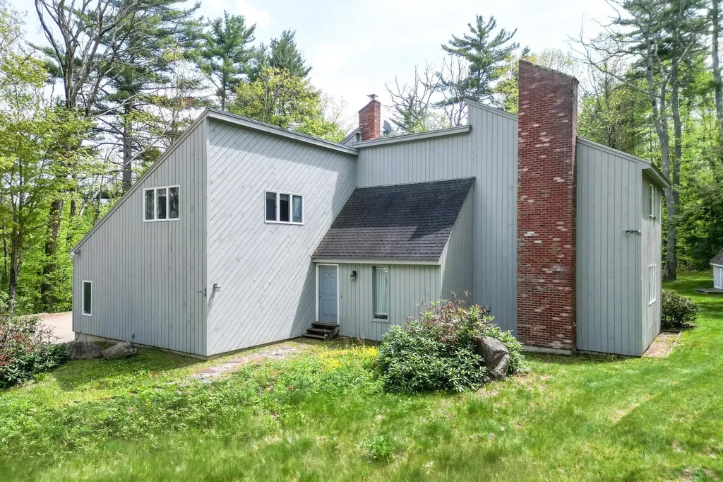 145 Birch Hill Road Conway NH 03860