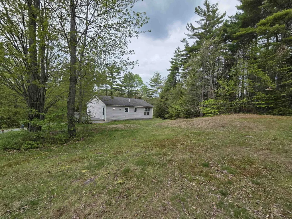 317 Potato Road Enfield NH 03748