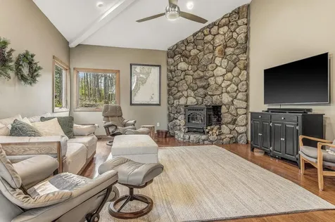 8 Willey Creek Road Durham NH 03824
