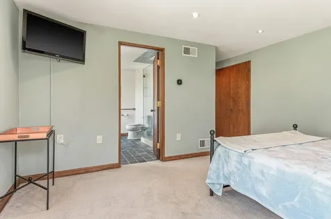 8 Willey Creek Road Durham NH 03824