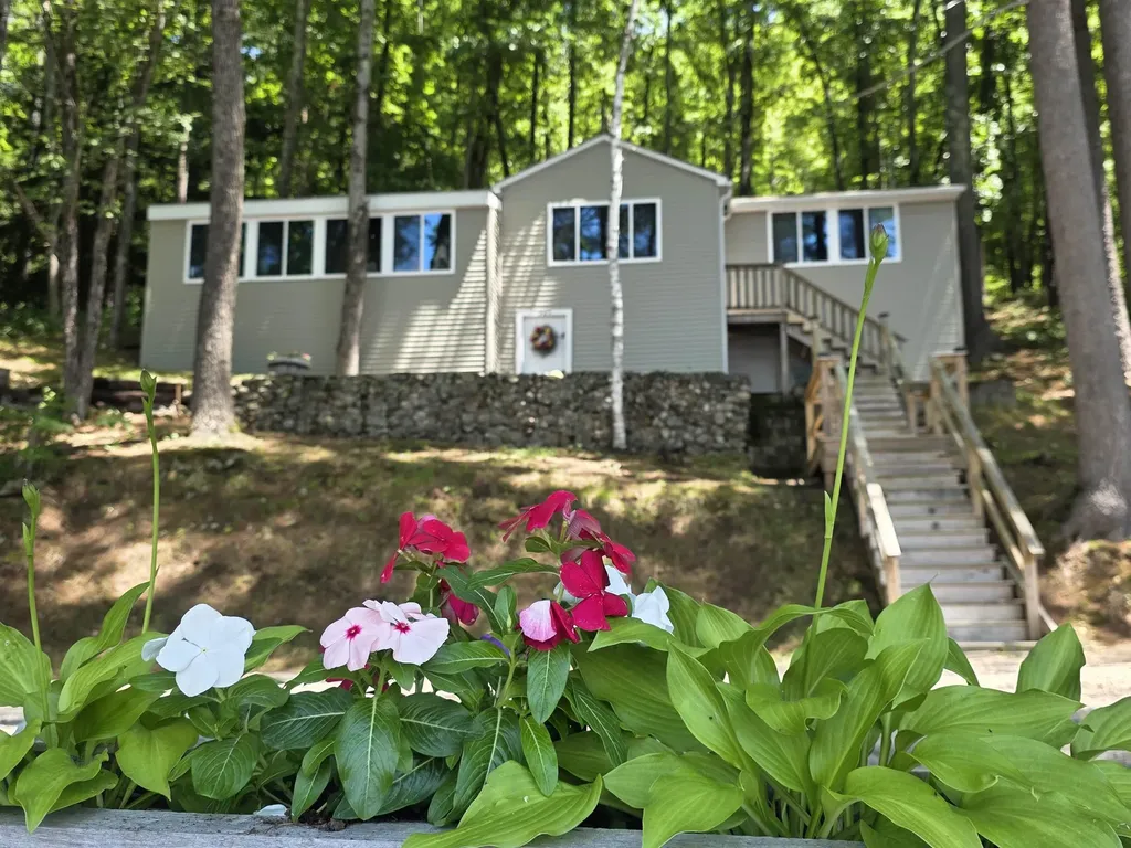 525 N Shore Drive Hopkinton NH 03229