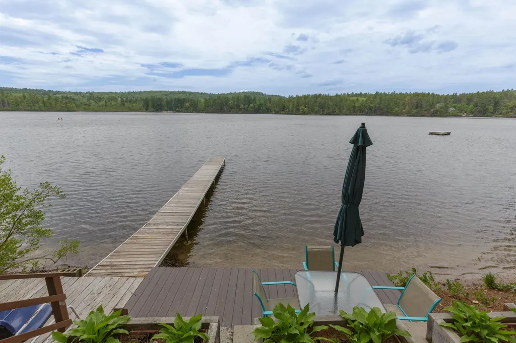 525 N Shore Drive Hopkinton NH 03229