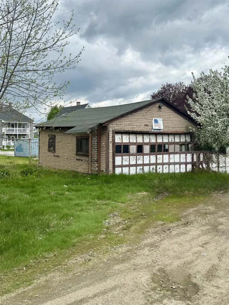 305 Coos Street Berlin NH 03570