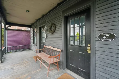 47 Pleasant Street Woodstock VT 05091