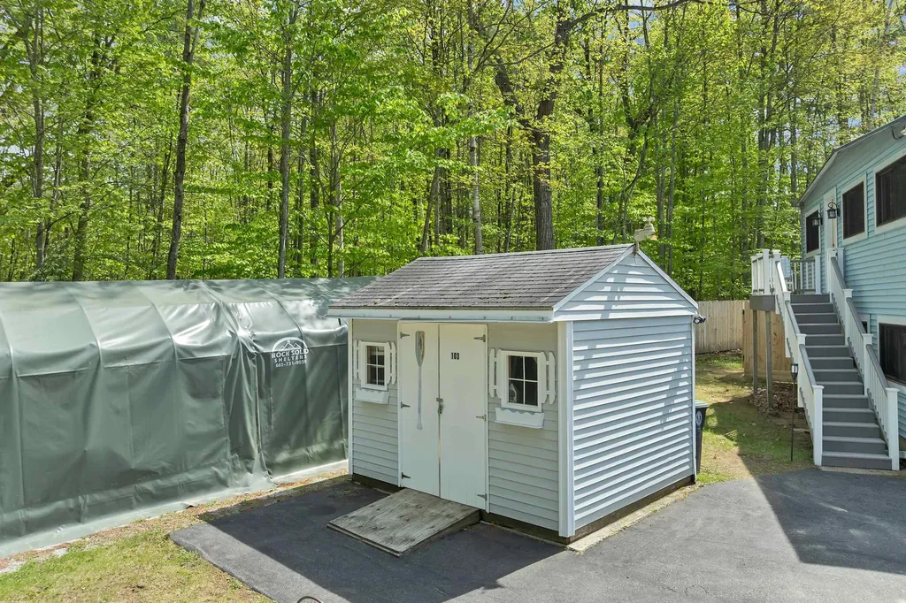 103 Lake Avenue Franklin NH 03235