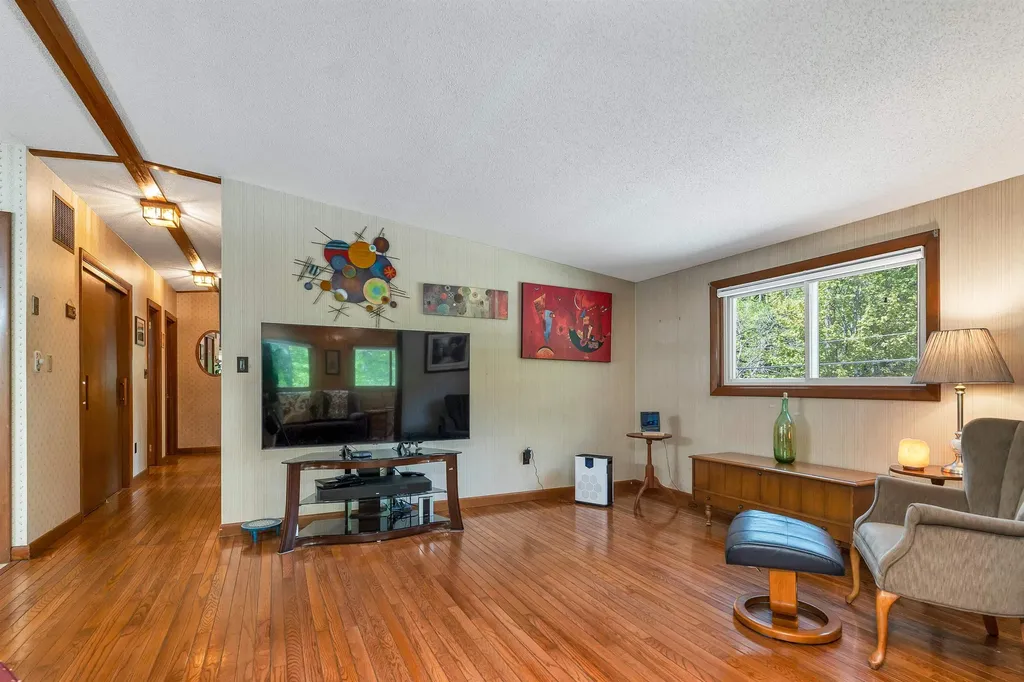 103 Lake Avenue Franklin NH 03235