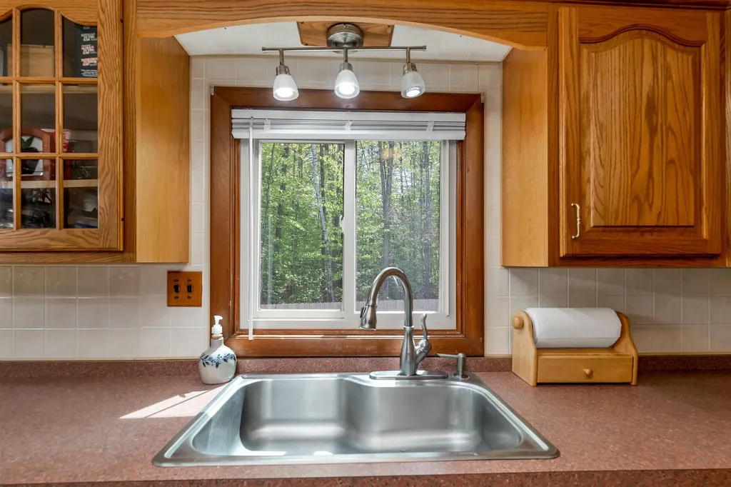 103 Lake Avenue Franklin NH 03235
