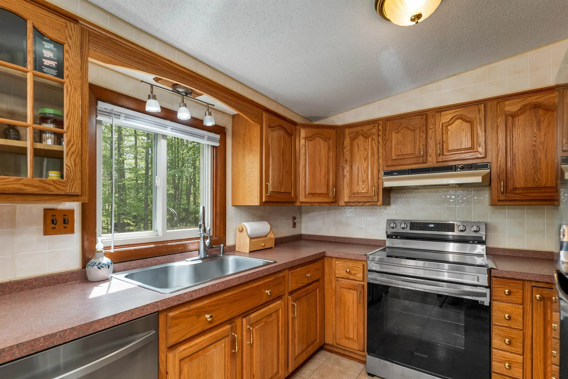 103 Lake Avenue Franklin NH 03235