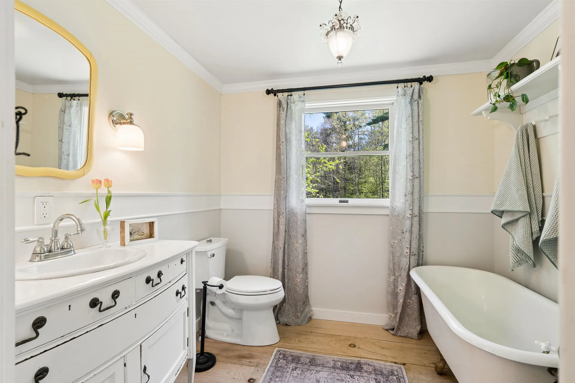 71 Old Oak Lane Hartland VT 05048
